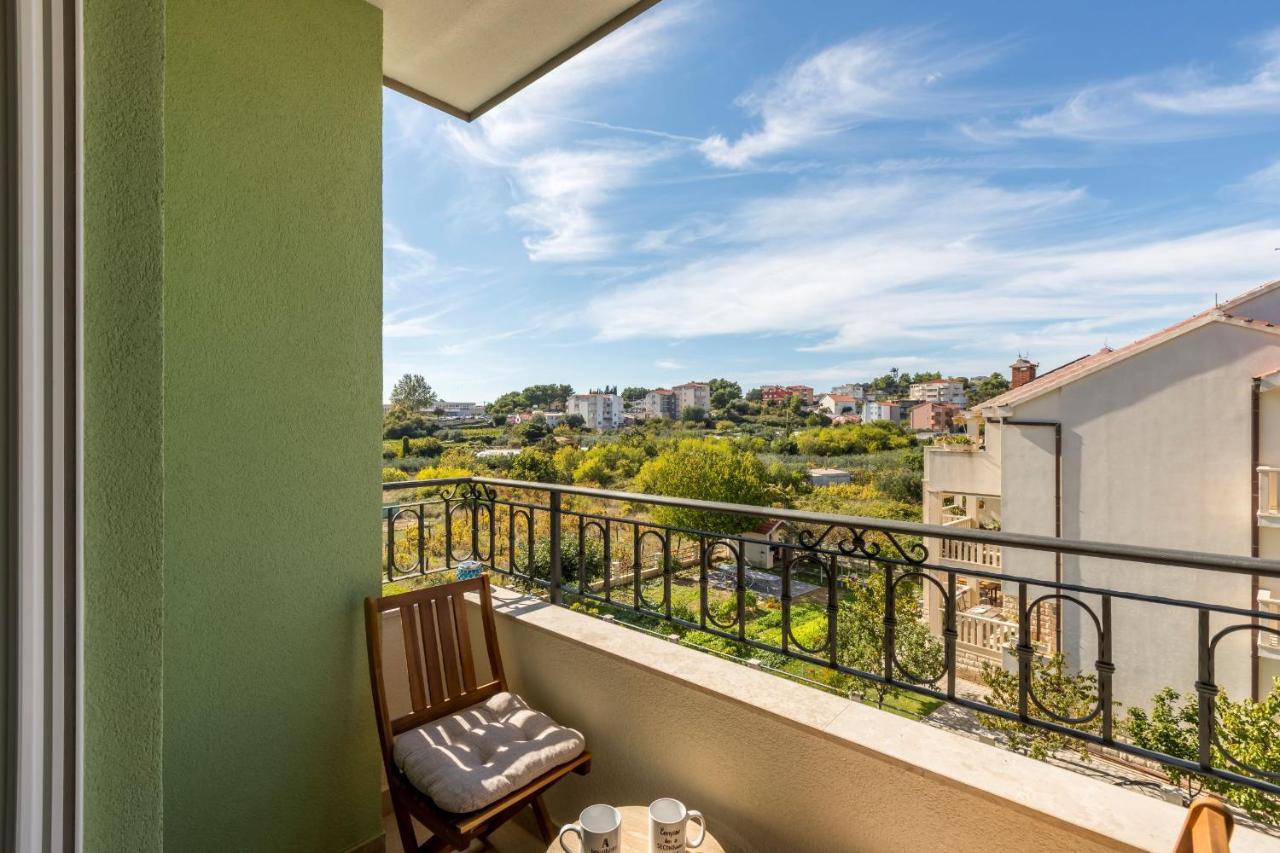 Apartman Lukiana*** Διαμέρισμα Σπλιτ Εξωτερικό φωτογραφία