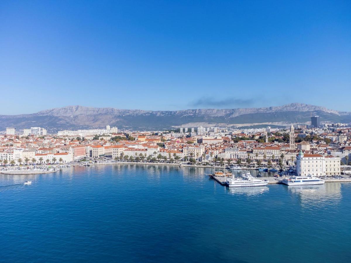 Apartman Lukiana*** Διαμέρισμα Σπλιτ Εξωτερικό φωτογραφία