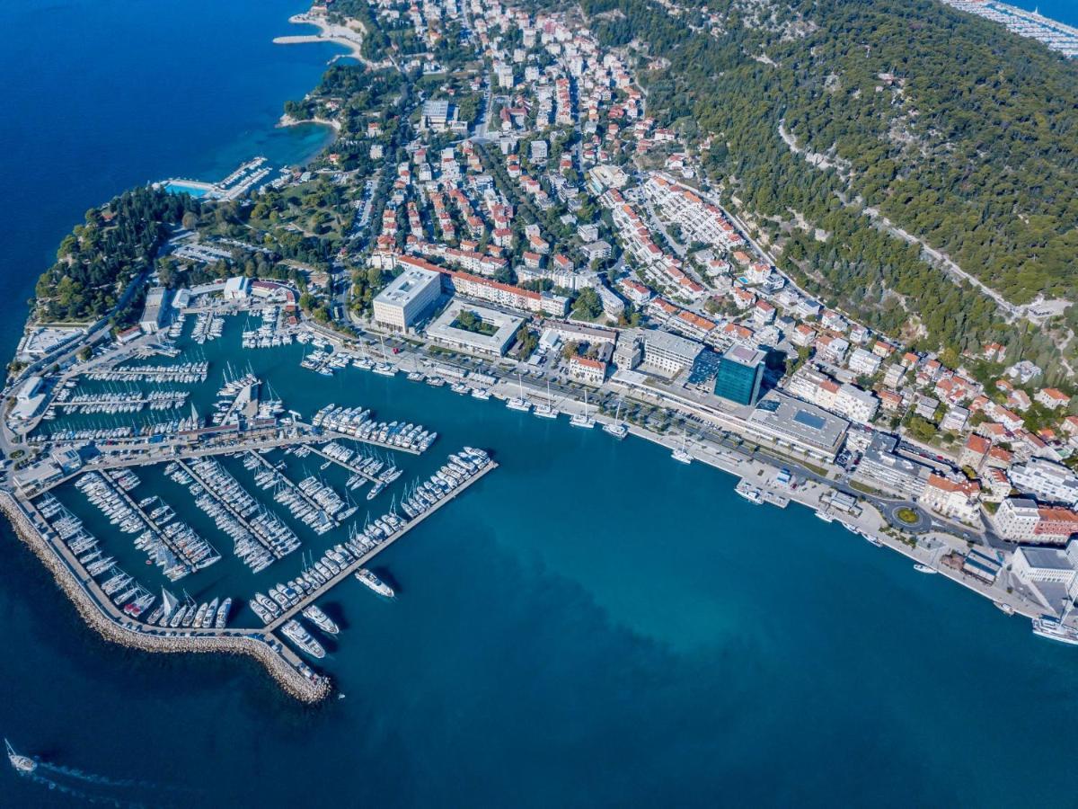 Apartman Lukiana*** Διαμέρισμα Σπλιτ Εξωτερικό φωτογραφία