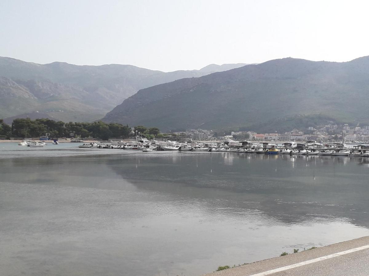 Apartman Lukiana*** Διαμέρισμα Σπλιτ Εξωτερικό φωτογραφία